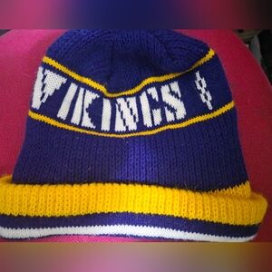 Rossmor Industries NFL Minnesota Vikings Beanie Hat Vintage 80s Retro Script
